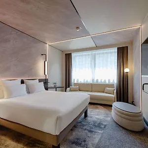 Hotel Novotel München Airport, Freising
